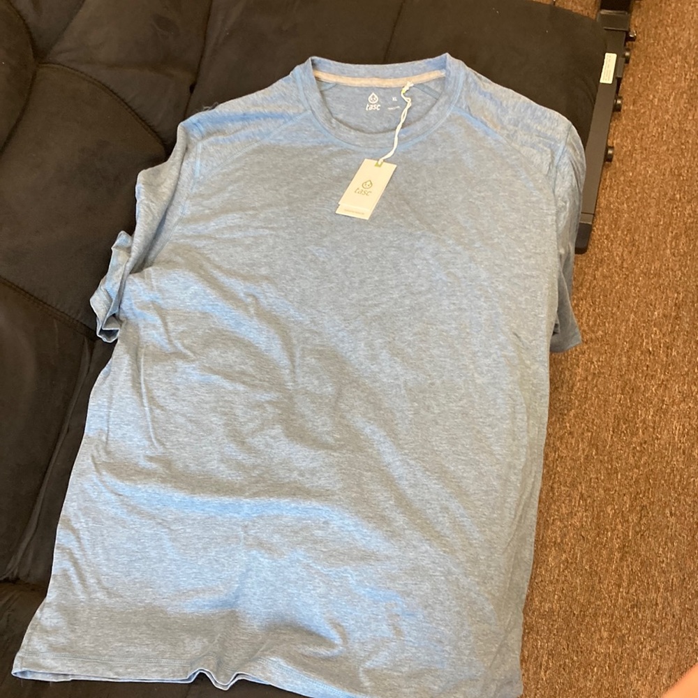tasc Carrollton T-shirt. Color Indigo Heather. Tag says XL but it fits like XXL.